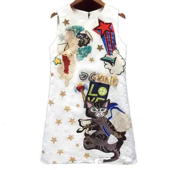 White Brocade Graphic Cat Design Dress - Picture 11 of 11